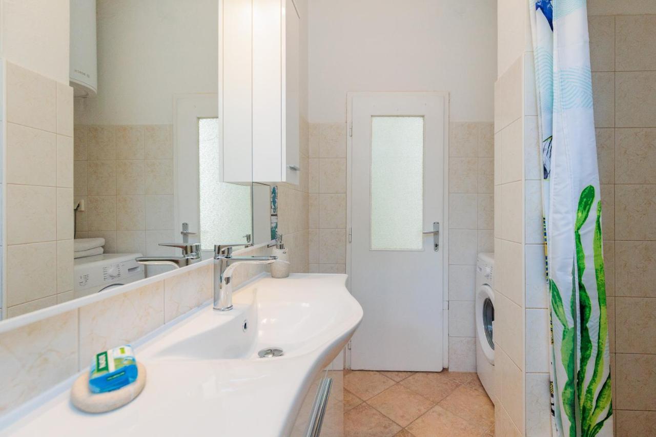 זאדאר Apartman Toni מראה חיצוני תמונה