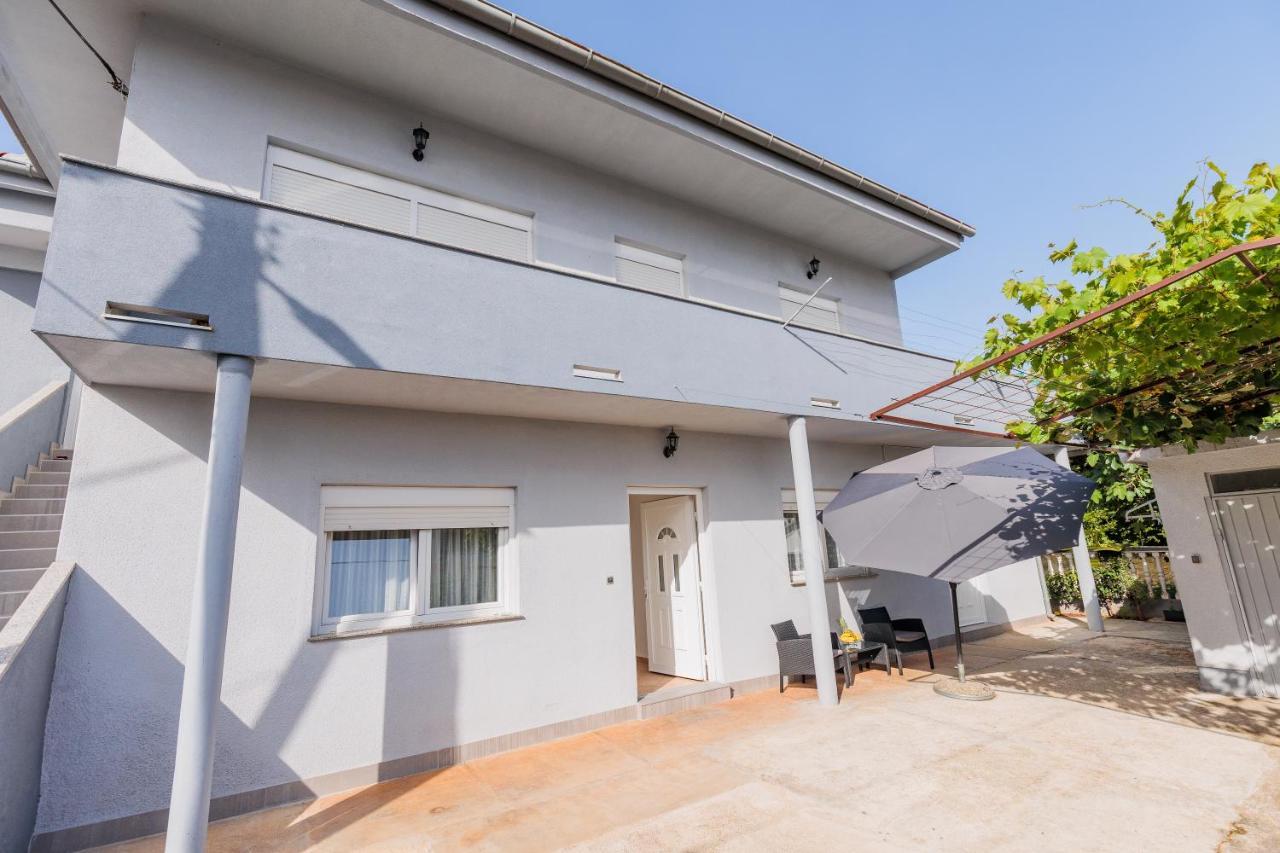 זאדאר Apartman Toni מראה חיצוני תמונה